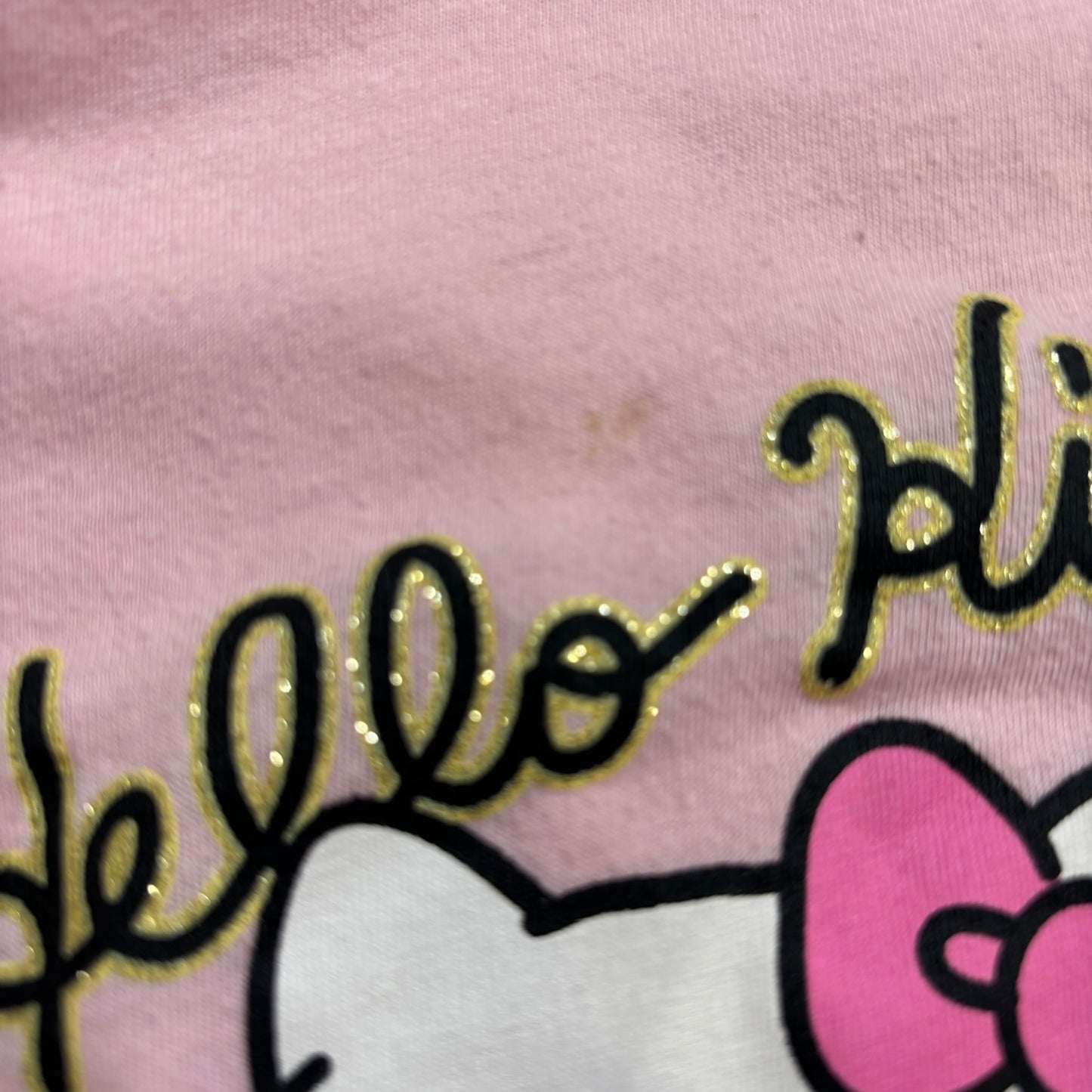 Hello Kitty Shirt *Small Mark